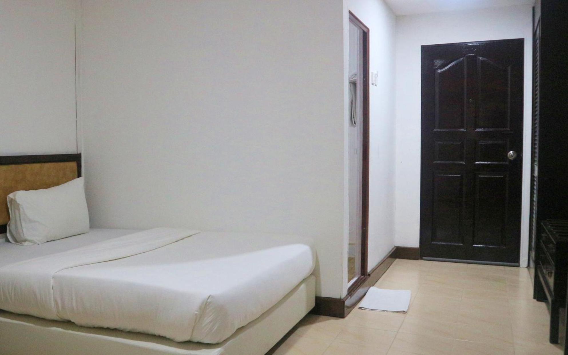 Hotel Riau Holidays Tanjungpinang Bagian luar foto